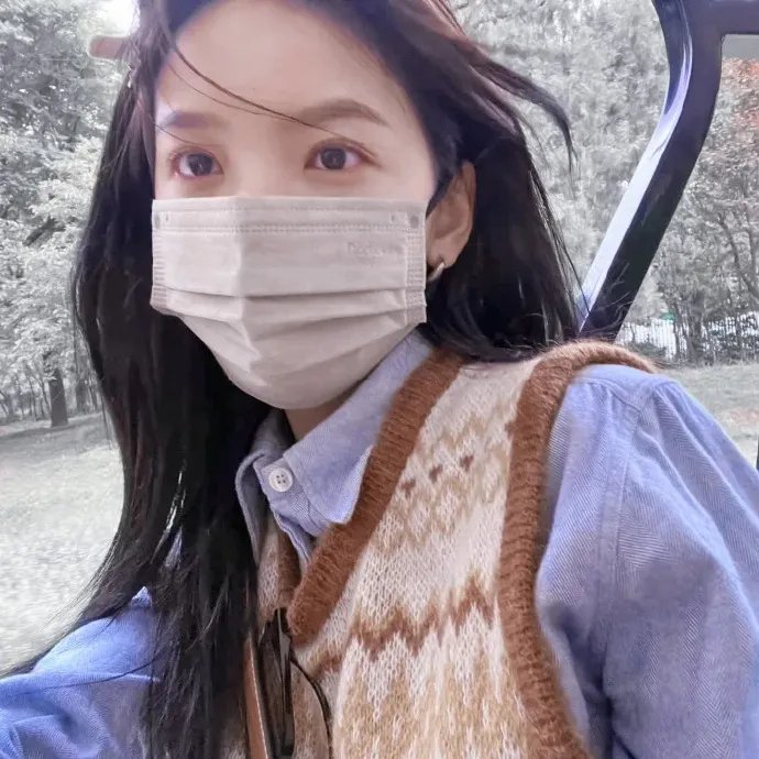 厉律师的闪婚娇妻是传世帝尊